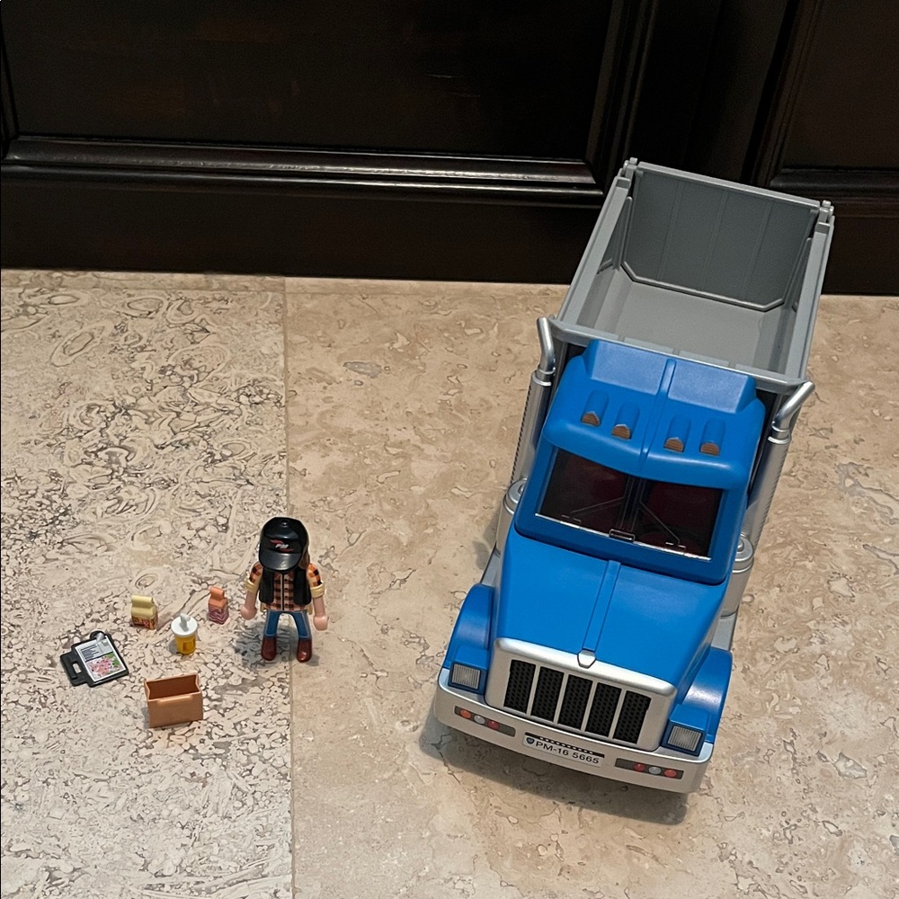 Playmobil City Dump Truck (5665) with Accessories